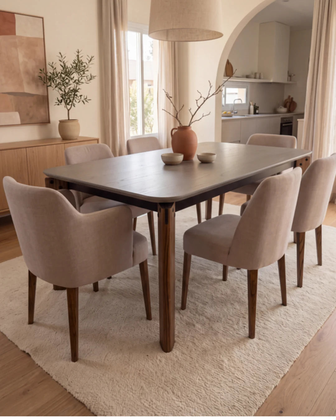 Sillas Danna + Mesa Loft